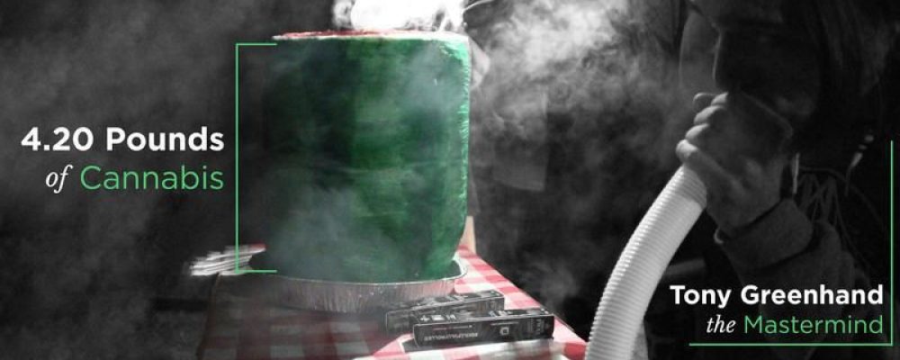 Dos jóvenes estadounidenses baten el récord de ‘construir’ el porro más grande capaz de ser fumado